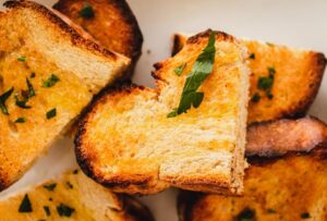 delicious air fryer garlic bread