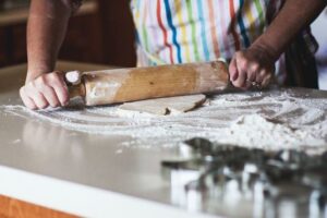 healthy cooking tips for the elderly - baking