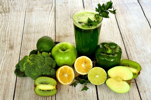 nutritious smoothies - green detox smoothie