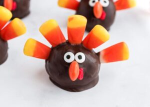 Thanksgiving turkey oreo balls