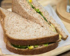 easy tuna sandwich for seniors who don't have energy to cook